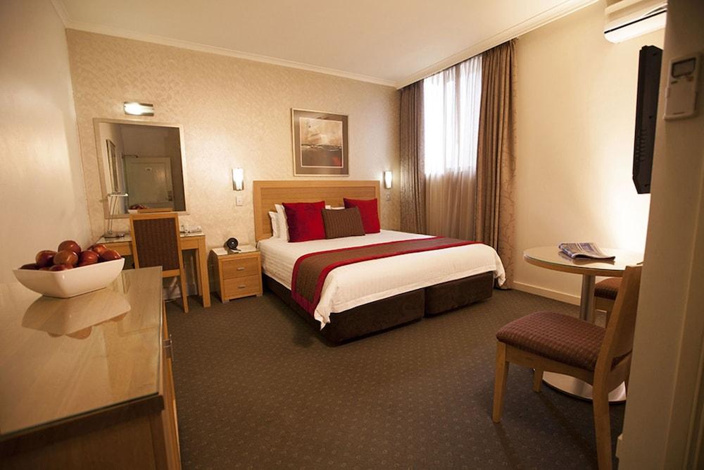 Best Western Plus Travel Inn Мельбурн Экстерьер фото