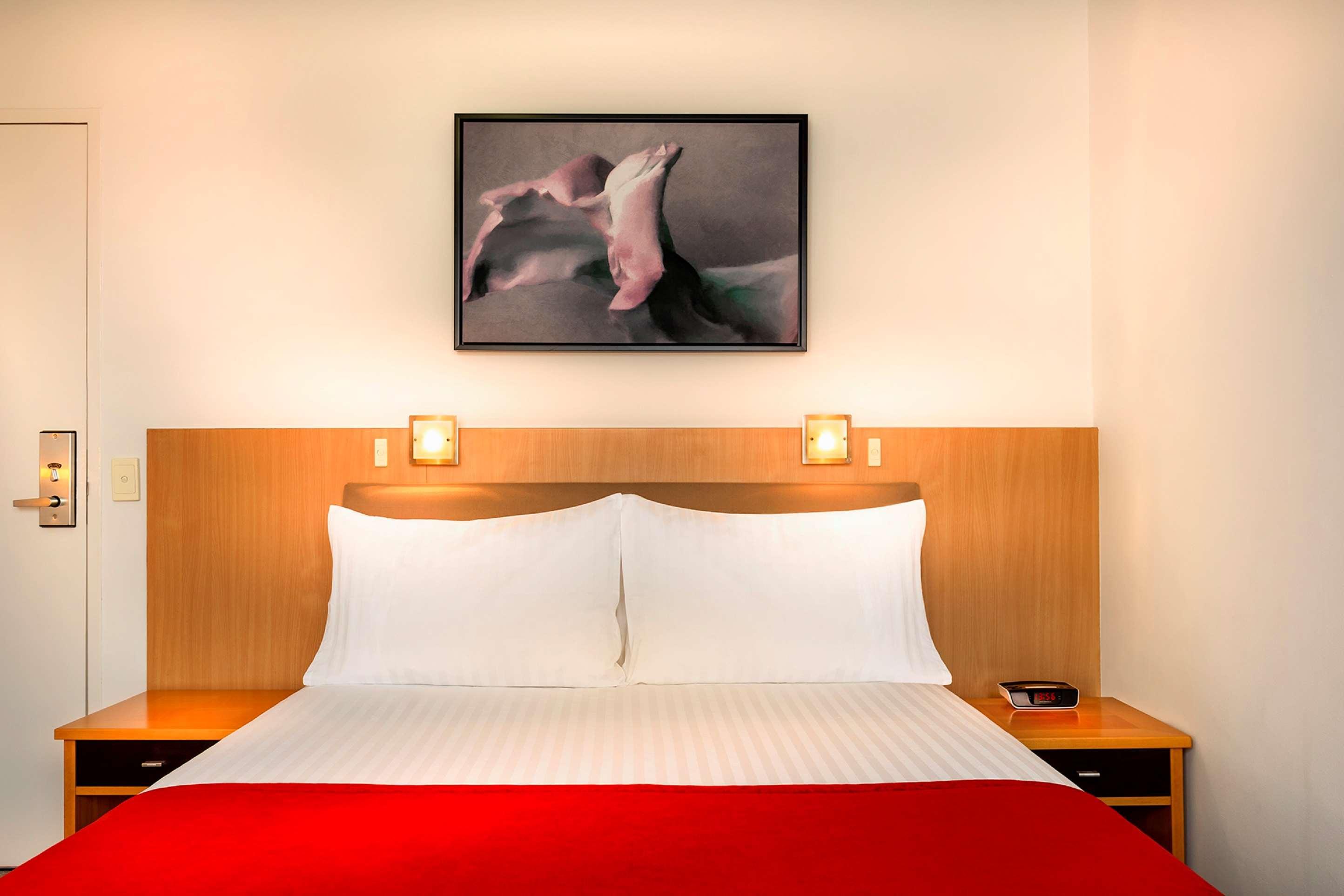 Best Western Plus Travel Inn Мельбурн Экстерьер фото